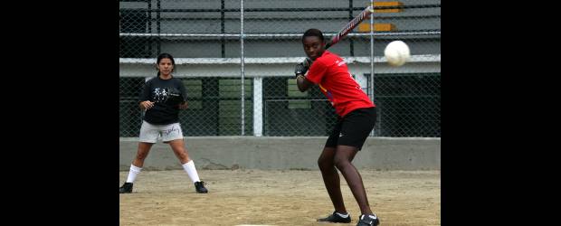 La softbolista Chelsa Mclean, piedra de escándalo | Hernán Vanegas | Chelsa Mclean se convirtió en manzana de la discordia por su salida de Selección Antioquia de sóftbol, culpa al técnico.