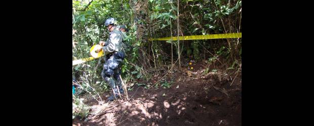 Exhumados sí eran desaparecidos de Sopetrán | Cortesía , Policía Antioquia | En tres fosas en la vereda El Pomar (Sopetrán) hallaron los nueve cadáveres. El trabajo de exhumación se cumplió entre el sábado y domingo pasados.