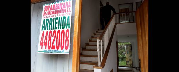La vivienda como renta sube o baja los arriendos | Donaldo Zuluaga | Respecto al valor comercial y área del inmueble, los canones de arrendamiento en Medellín tienden a ser más costosos en estratos medios y bajos que en segmentos altos. Esta casa, en el sector de San Lucas, de El Poblado, de 180 metros cuadrados, tiene un canon mensual de $1,8 millones.