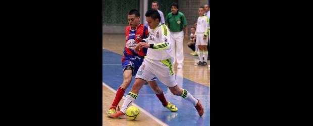 Jairuby expone la punta en Medellín | Manuel Saldarriaga | Jorge Cuervo y Giovanni Murillo son figuras en Copa Postobón de futsal.