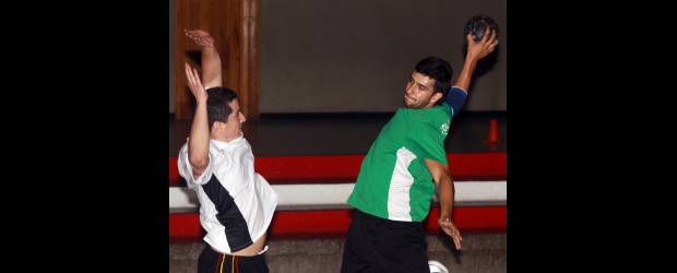 Ferro abre el balonmano | Archivo | El balonmano internacional regresa con el Torneo de Feria de Flores.