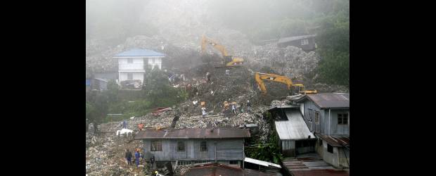 Tifón causa estragos en Asia | Reuters - Baguio, Filipinas | Antes de arribar a Taiwán, el tifón Nanmadol azotó a Filipinas, dejando múltiples daños materiales, por lo menos 16 muertos y unas 21 personas heridas.