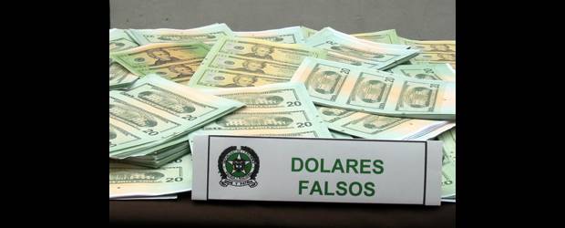 La Policía frenó dos tipos de estafas | Archivo | En la foto se observan unos dólares incautados en operativos de octubre.