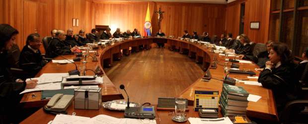 No debió cambiarse terna para Fiscal: Procuraduría | Colprensa | La Corte Suprema de Justicia en pleno había aceptado la primera terna para elegir el Fiscal General de la Nación. Sin embargo, el presidente Juan Manuel Santos decidió revocarla y conformar una nueva ante la interinidad que se vivió en el ente acusador durante más de un año.