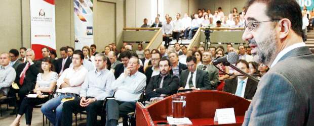 Vaivenes del mundo se sentirán en 2012 |