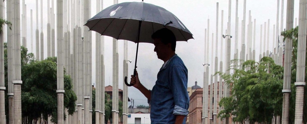 Prepare la sombrilla, porque en octubre lloverá más que en abril, dice el Ideam | El director del Ideam explicó que en Colombia no existen estaciones climáticas, pero sí temporadas de más lluvias y menos lluvias. En este momento las precipitaciones han disminuido, pero la alerta continúa.