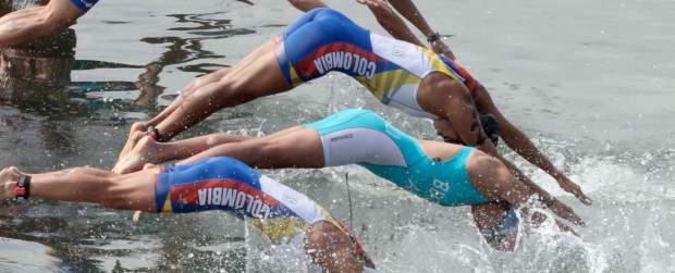 Triatlón de alto vuelo en Guatapé | Manuel Saldarriaga | Para hoy son 100 los participantes en el Medio Ironman de Guatapé.