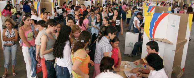 En 2014 habrá nuevo Código electoral | Archivo | Resultados más rápidos y confiables, que reducirían la influencia del error o la manipulación humana, son las grandes promesas del voto electrónico.