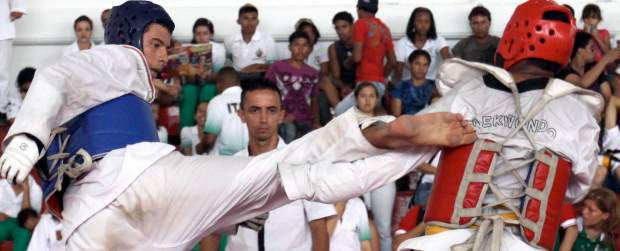 Juegos le dan calor a La Ceja | Manuel Saldarriaga | El taekwondo y el karate serán las disciplinas encargadas de abrir la final de los Juegos Departamentales. Desde bien temprano, 7:30 a.m., estarán en acción. La inauguración será a las 2:00 p.m. en el parque principal de La Ceja.