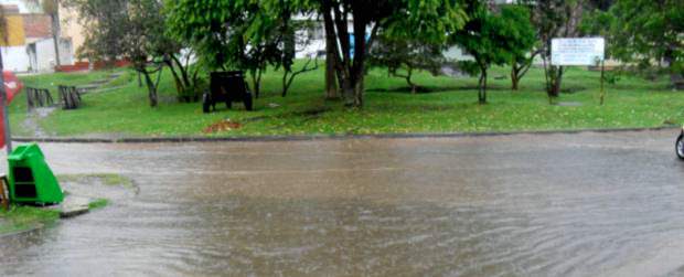 Rionegro se declaró en alerta roja por invierno | Cortesía @JPRivillas | San Antonio de Pereira, El Porvenir (primera etapa), Clínica Somer y el barrio El Hoyo fueron los más afectados por las inundaciones que ocasionó la precipitación.