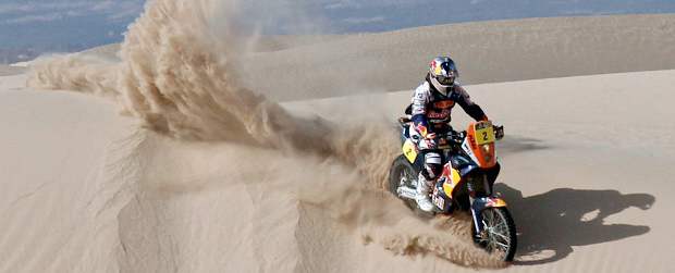 Despres se impone en motos y Peterhansel sigue líder en autos | Reuters | Despres fue el más rápido en recorrer este jueves los 185 kilómetros cronometrados entre Chilecito y Fiambalá.