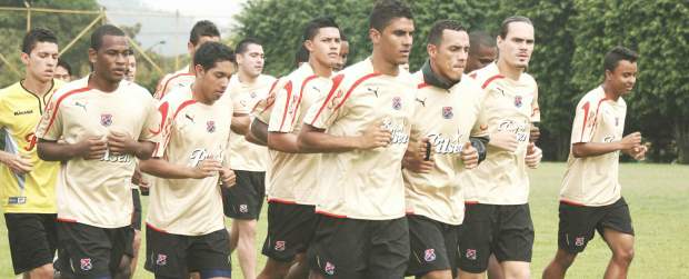 DIM solo piensa en trabajar | Juan Antonio Sánchez | De los 25 jugadores que empezaron esta semana la pretemporada, 10 hacen parte del equipo que quedó subcampeón de la Liga Postobón sub20.
