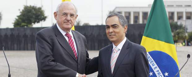 Colombia y Brasil dialogan de seguridad en la frontera | Reuters | Este viernes se reúnen el ministro de Defensa, Rodrigo Rivera, y su homólogo de Brasil, Nelson Jobim.