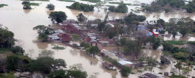 La segunda ola del Fenómeno de la Niña tiene en emergencia al país. | Colprensa | La segunda ola del Fenómeno de la Niña tiene en emergencia al país.