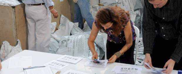 Votos de Valle se contarán en Bogotá | Archivo | Tal abundancia de votos en los distintos rincones del departamento, coincide con la profusión de denuncias por la posible comisión de delitos electorales.