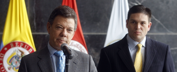 El presidente electo, Juan Manuel Santos, anunció que el ex viceministro de Defensa Juan Carlos Pinzón, será el secretario general de Presidencia de la República. | Colprensa | El presidente electo Juan Manuel Santos poco a poco revela a su equipo de gobierno. Juan Carlos Pinzón será el secretario general de Presidencia de la República.