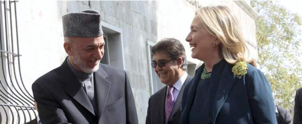 Hillary Clinton está de visita oficial en Pakistán | Reuters | La secretaria de Estado de Estados Unidos, Hillary Clinton se reunió con el presidente de Paquistán Hamid Karzai.