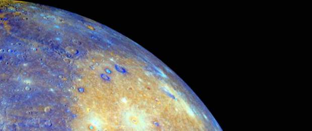La primera de las imágenes fue captada por la sonda el Messnger, que orbita el planeta. | Cortesía Nasa | La primera de las imágenes fue captada por la sonda el Messnger, que orbita el planeta.