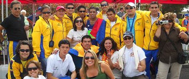 Colonia colombiana animó a los discapacitados en Nueva Zelanda | Cortesía, Alejandro Córdoba | La foto corresponde al último día de competencias. Entre las personas que pudimos estar con estos héroes nacionales estuvimos Juan, Sol, Fernando, Mónica, y Catalina (de Bogotá), y Alejandro Córdoba (paisa).