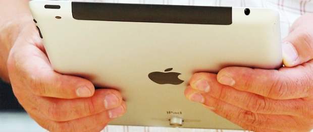 Apple vendió en su primer trimestre fiscal 37,04 millones de iPhones y 15,43 millones de iPads. | Apple vendió en su primer trimestre fiscal 37,04 millones de iPhones y 15,43 millones de iPads.
