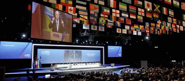 Blatter fue reelegido para un cuarto mandato frente a la Fifa | Reuters | El presidente de la Fifa, Joseph Blatter, salió este miércoles al paso de las críticas que han caído en los últimos días sobre el organismo rector del fútbol mundial.