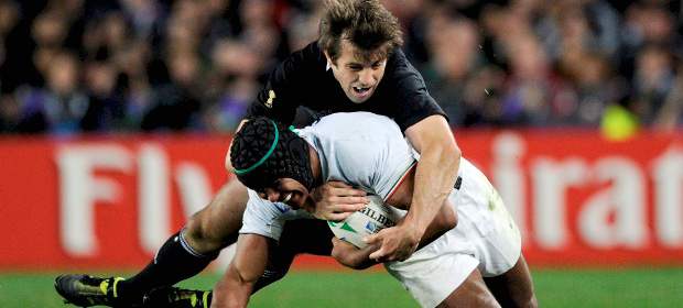 Dusautoir, capitán de Francia, elegido mejor jugador del año | Reuters | El francés Thierry Dusautoir fue elegido el mejor jugador del año.