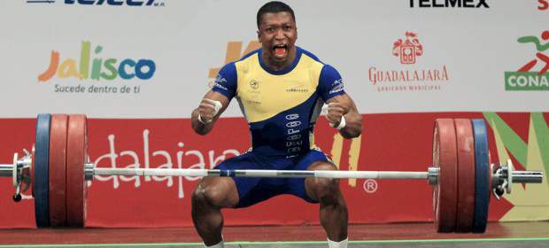 La esperanza sube con Öscar | Archivo | En los Panamericanos, Óscar Figueroa ganó el oro de los 62 kilogramos. En París tiene la posibilidad de ratificarse.