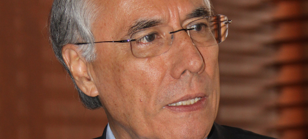 El ministro propuso que los excedentes que reciba la Nación por la actividad petrolera hagan parte del Fondo de Estabilización de Precios de los Combustibles. | El ministro propuso que los excedentes que reciba la Nación por la actividad petrolera hagan parte del Fondo de Estabilización de Precios de los Combustibles.