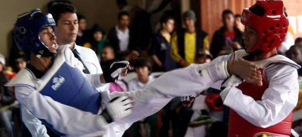 Departamentales con dos campeones | El bádminton, uno de los deportes que debutó en los Juegos Departamentales, también tiene buena presentación de Medellín, virtual campeón. FOTO JULIO CÉSAR HERRERA