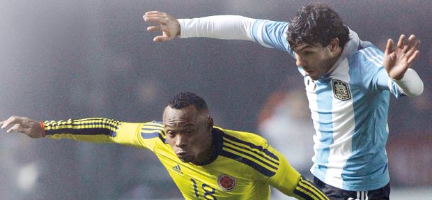 Tenemos que remediar falta de gol | Guillermo Granja, Reuters-Santa Fé, Argentina | Camilo Zúñiga se muestra como un valor importante en la contención y en la creación de juego de Colombia.