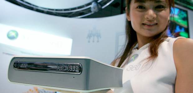 Microsoft lanzó servicio de televisión a través del Xbox 360 | Archivo | El gigante informático anunció su dispositivo de entretenimiento online Xbox Live, que permitirá ver más de 40 proveedores internacionales de televisión a través de la consola de videojuegos.