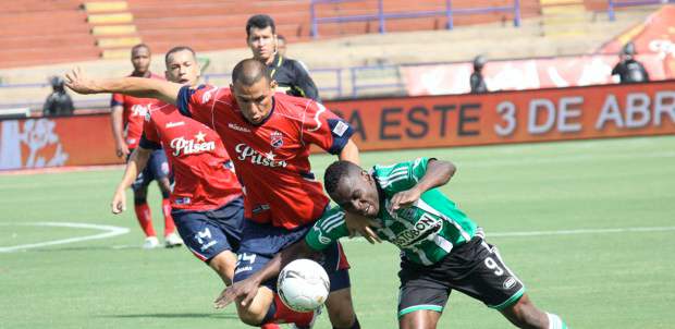 Disturbios en estadio opacaron el clásico | Hernán Vanegas | Nacional venció 3-2 al Medellín en el clásico montañero que se disputó este sábado en el estadio Atanasio Girardot.