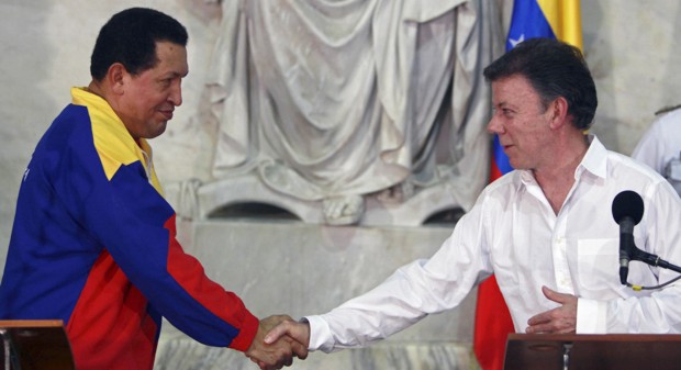 Cita entre Juan Manuel Santos y Chávez fue aplazada una semana | Archivo | Los mandatarios se reunieron por primera vez el pasado 10 de agosto.