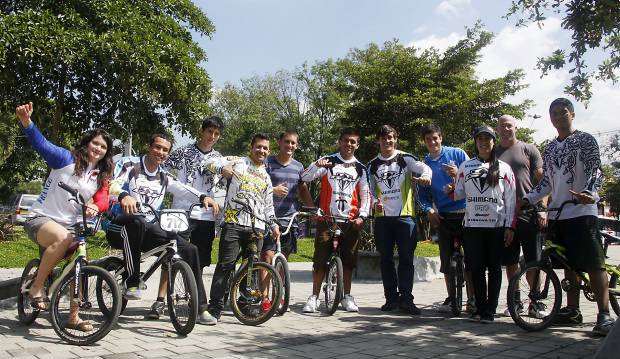 Julio C&#233;sar Herrera - El bicicr&#243;s re&#250;ne a figuras mundialistas en Bel&#233;n.