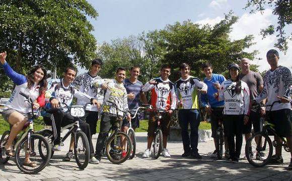Julio C&#233;sar Herrera - El bicicr&#243;s re&#250;ne a figuras mundialistas en Bel&#233;n.
