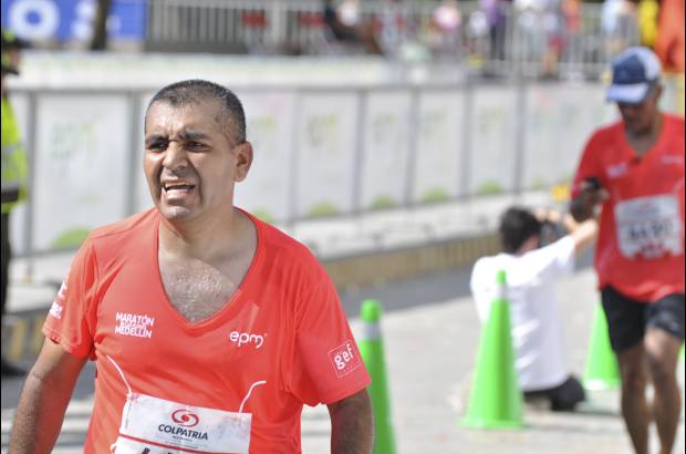 Esteban Jaramillo y Sebasti&#225;n Salazar - M&#225;s de 10 mil competidores se dieron cita en esta hist&#243;rica cita deportiva que se corr&#237;a en las modalidades de 5, 10, 21 y 42 kil&#243;metros.