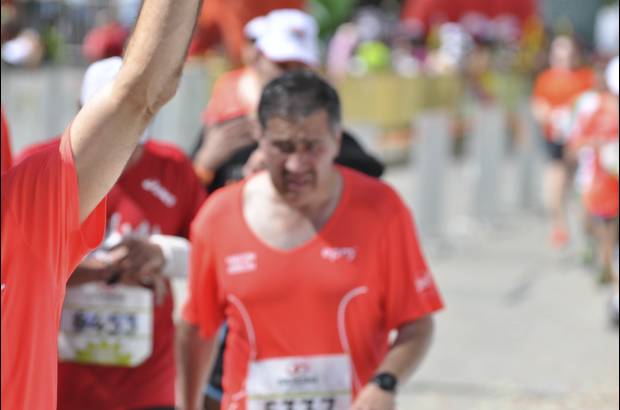 Esteban Jaramillo y Sebasti&#225;n Salazar - M&#225;s de 10 mil competidores se dieron cita en esta hist&#243;rica cita deportiva que se corr&#237;a en las modalidades de 5, 10, 21 y 42 kil&#243;metros.