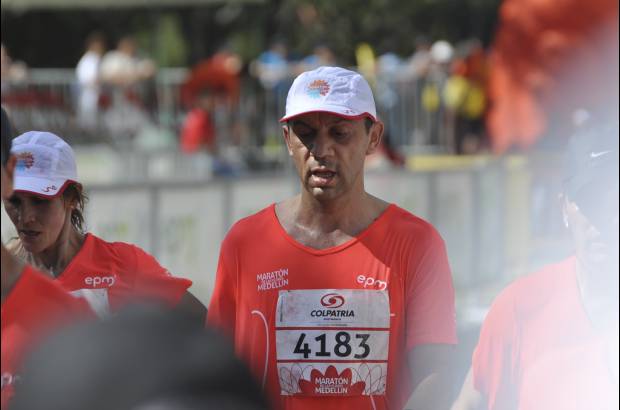 Esteban Jaramillo y Sebasti&#225;n Salazar - M&#225;s de 10 mil competidores se dieron cita en esta hist&#243;rica cita deportiva que se corr&#237;a en las modalidades de 5, 10, 21 y 42 kil&#243;metros.