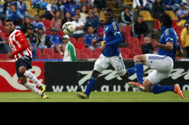 Colprensa - Millonarios y Junior igualaron sin goles en El Camp&#237;n.