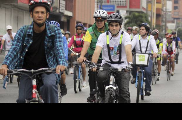 Julio C&#233;sar Herrera - La Alcald&#237;a busca institucionalizar los d&#237;as mi&#233;rcoles como el del transporte en bicicleta.