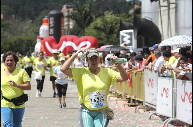 Esteban Jaramillo y Sebastián Salazar - Más de 10 mil competidores se dieron cita en esta histórica cita deportiva que se corría en las modalidades de 5, 10, 21 y 42 kilómetros.