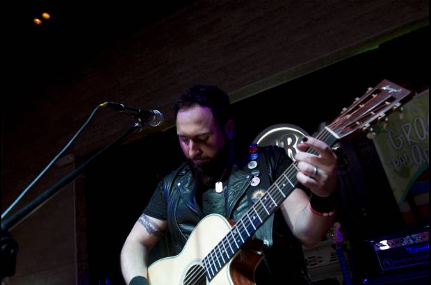 Fotos Edwin Bustamante Restrepo - Monte Pittman, el guitarrista de Madonna, se present&#243; en la noche del martes 27 de noviembre en Hard Rock Medell&#237;n. As&#237; estuvo la velada en im&#225;genes.