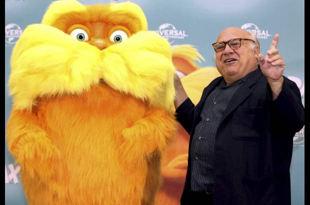 AP - La cinta Dr. Seuss The Lorax se forr&#243; de todo tipo de verde al recaudar 70,7 millones de d&#243;lares en su primer fin de semana y registrar as&#237; el mejor debut taquillero en las salas de cine norteamericanas en lo que va del a&#241;o.