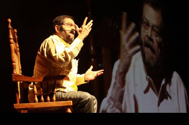 Manuel Saldarriaga - El escritor Gustavo S&#225;nchez habl&#243; de como Am&#233;rica se une con la m&#250;sica.