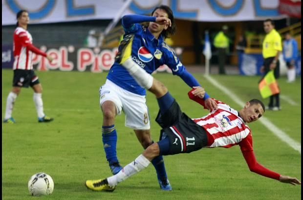 Colprensa - Millonarios y Junior igualaron sin goles en El Camp&#237;n.