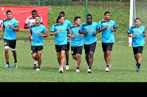 Juan Antonio Sánchez - Otras nuevas caras como Cleider Alzate, Ayron del Valle y Efraín Viáfara hacen parte de los trabajos.