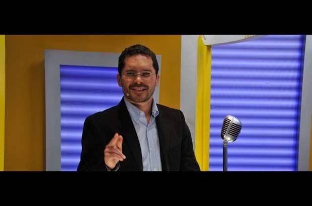 Cortes&#237;a - El anuncio de su muerte lo hizo el guionista Gustavo Bol&#237;var a trav&#233;s de su cuenta de Twitter.