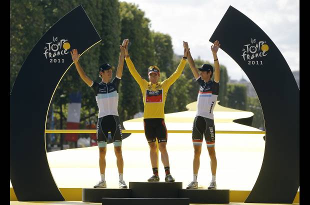 AP - Cadel Evans gan&#243; este domingo 24 de julio el Tour de Francia.