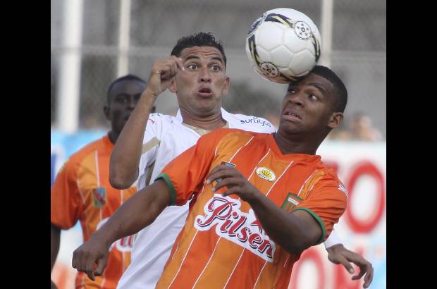 R&#243;binson S&#225;enz - Los aficionados que asistieron al Parque Estadio Sur, disfrutaron de un encuentro en donde el equipo de Pedro Sarmiento mostr&#243; una actitud diferente a las ultimas fechas: m&#225;s f&#250;tbol y entrega.