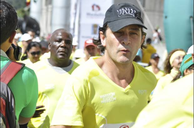 Esteban Jaramillo y Sebastián Salazar - Más de 10 mil competidores se dieron cita en esta histórica cita deportiva que se corría en las modalidades de 5, 10, 21 y 42 kilómetros